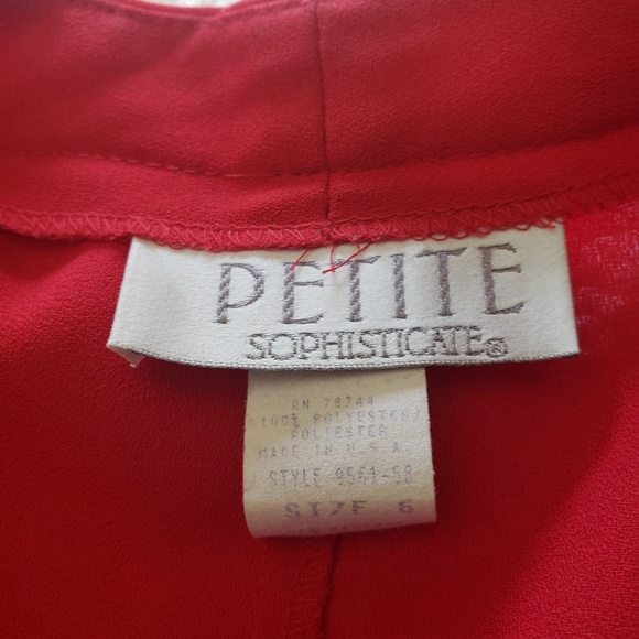 Power Red Blazer and Skirt - Picture 3 of 3